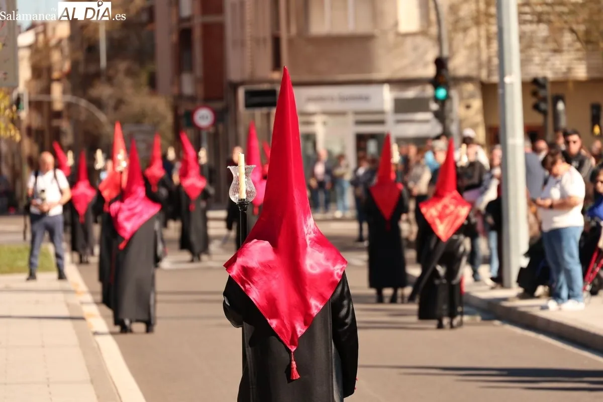 Pizarrales se rinde ante el Cristo de la Vela y Nuestra Señora del Silencio | FOTOS: David Sañudo