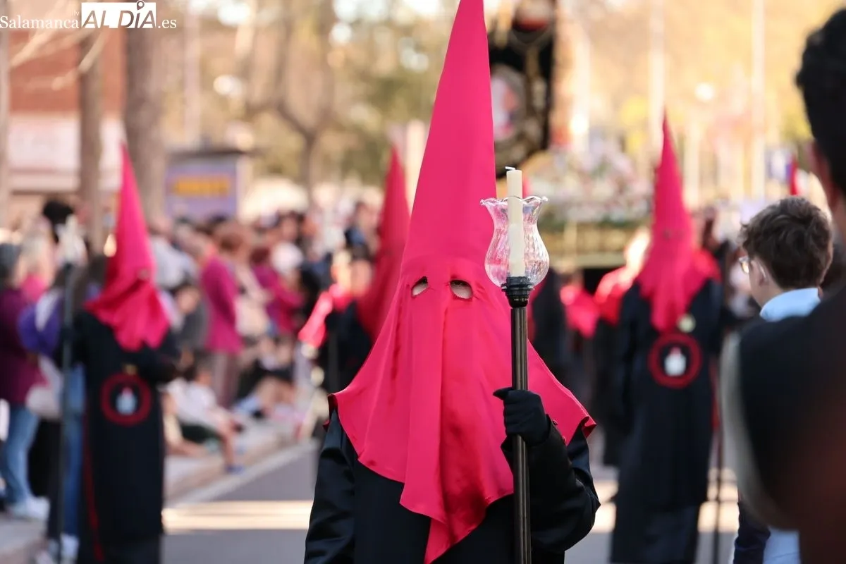 Pizarrales se rinde ante el Cristo de la Vela y Nuestra Señora del Silencio | FOTOS: David Sañudo
