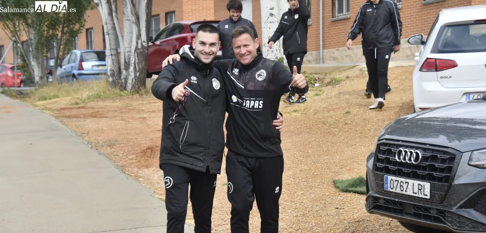 Mario Simón descarta a Serpeta y Hugo de Bustos, pero confía en que Chibozo esté en la convocatoria de Unionistas ante el Real Madrid Castilla