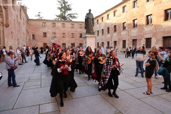 Tunas en Salamanca: pasacalles solidario contra el cáncer