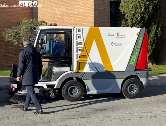 El Ayuntamiento arranca el proceso para cubrir una plaza de conductor de barredora