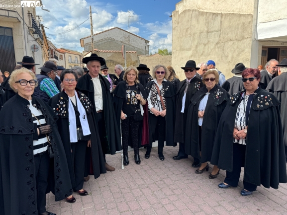 Santiago de la Puebla reúne a más de un centenar de participantes en el XXI Encuentro de Amigos de la Capa