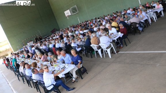 Convivencia de mayores de Vitigudino en Retortillo 2026