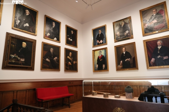 Retratos de rectores de la USAL en las Escuelas Mayores