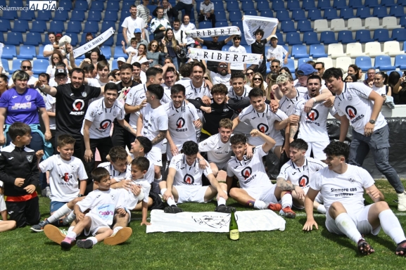 FOTOS | El Ribert asciende a Regional de Aficionados en el Reina Sofía (1-3)