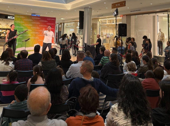 Éxito del espectáculo sobre autismo de Jes Martin en El Tormes