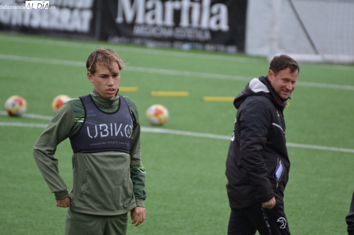 Mario Simón y las expectativas de playoff desde Unionistas: El Comunnity Manager ha trabajado más esta semana que en meses anteriores