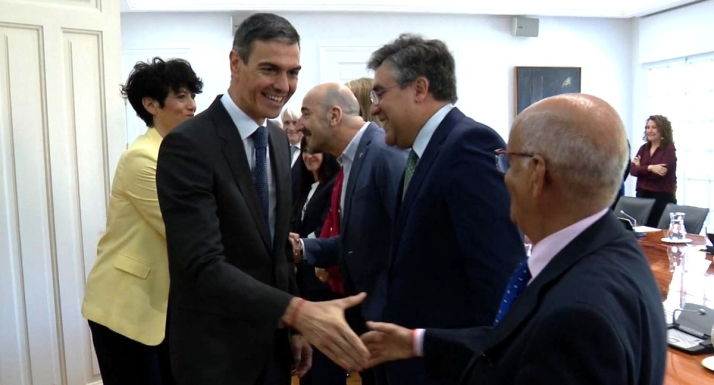 Todo lo que tienes que saber sobre la regularización de inmigrantes: plazos y requisitos obligatorios