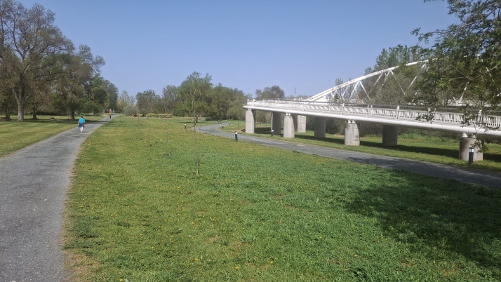 Dispositivo de seguridad y limpieza en Santa Marta por Lunes de Aguas