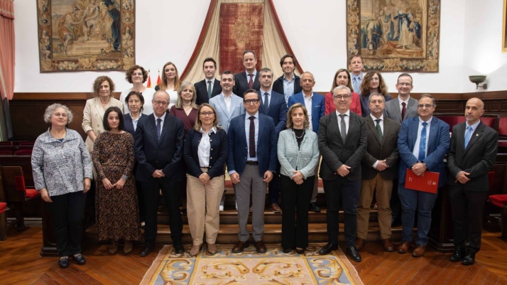 La USAL premia a 43 docentes con los galardones María de Maeztu y Gloria Begué
