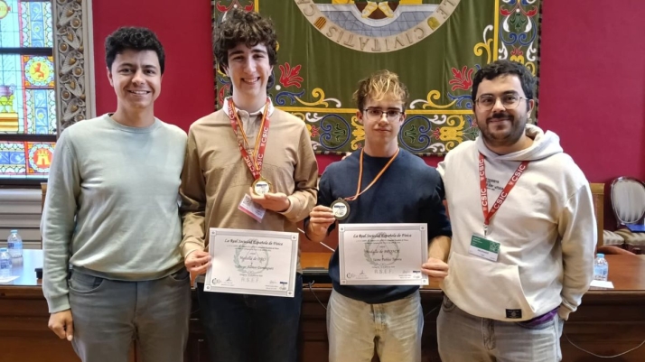 El salmantino que ganó la Olimpiada Nacional de Matemáticas triunfa también en la de Física