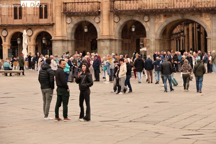 FOTOS | Buen ambiente en el centro de Salamanca pese al frío