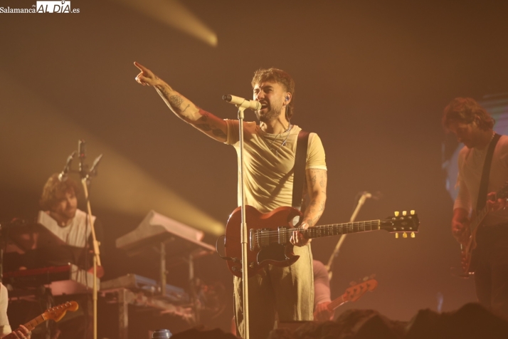 Caida escenario Dani Fernandez Valencia