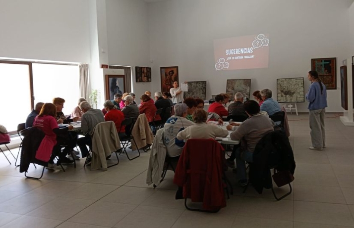 Éxito de participación en el Taller de Memoria de Alba de Tormes con 60 inscritos