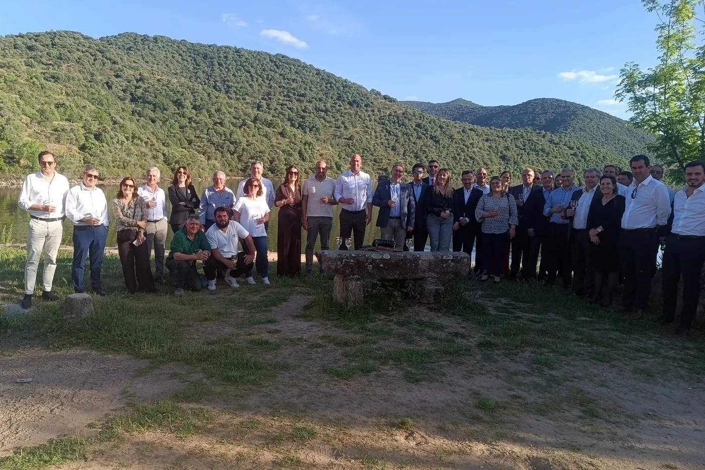 Encuentro transfronterizo en Vilvestre con alcaldes lusos