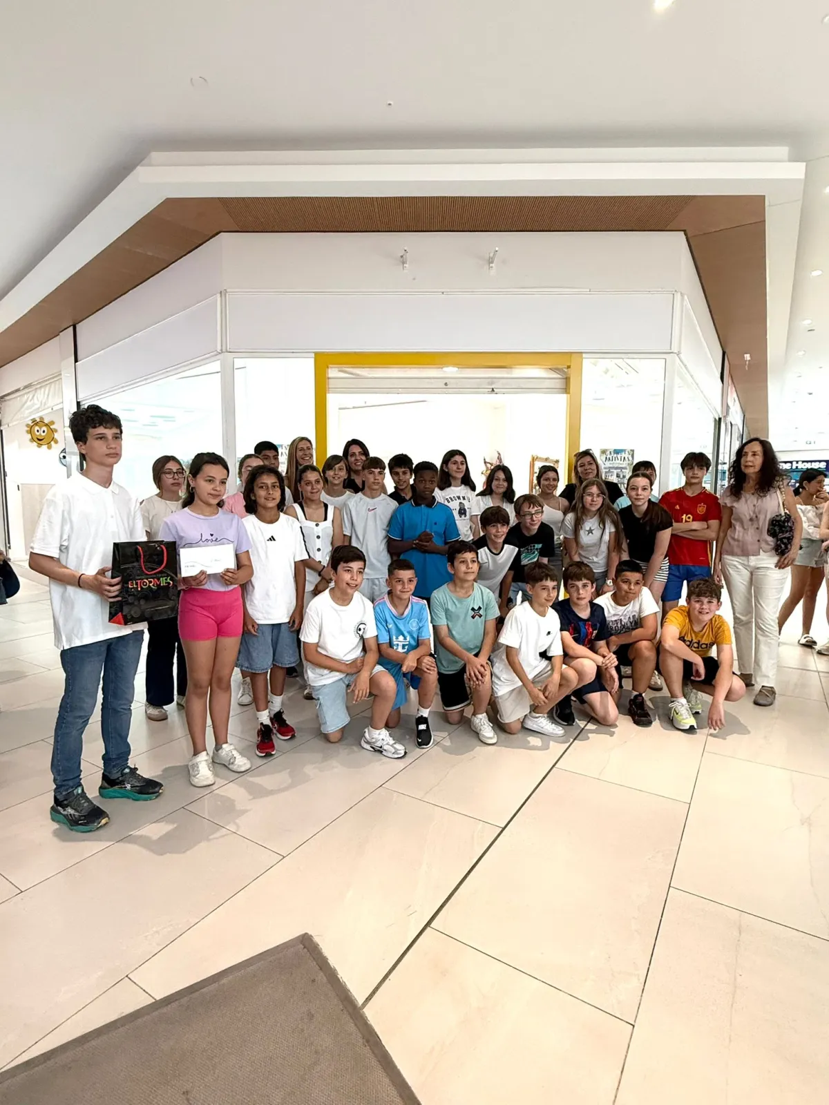 Premios Grandes Artistas V en el Centro Comercial El Tormes