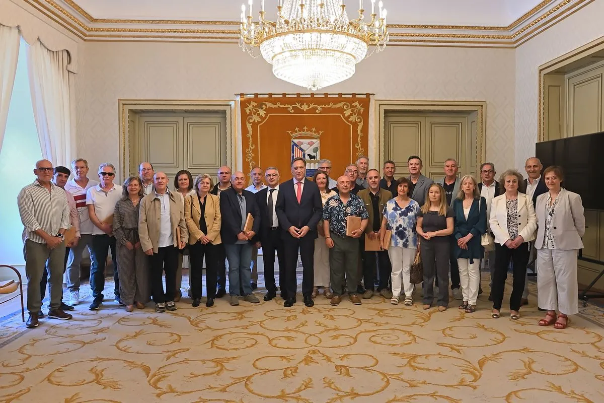 Homenaje a los 41 funcionarios jubilados en el último año en el Ayuntamiento de Salamanca