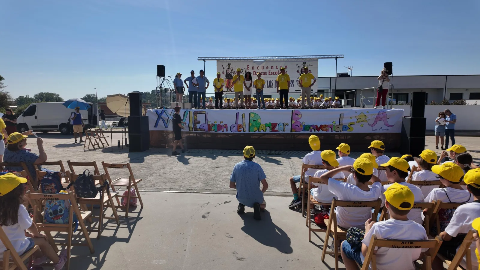 Foto 2 - La localidad salmantina que re&uacute;ne a 1.200 escolares de la provincia en 'El Danzar de los Danzares'