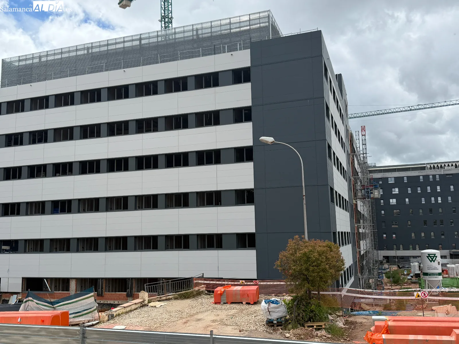 Imágenes de las actuales obras de nuevo edificio de consultas del Hospital de Salamanca | V. Martins 