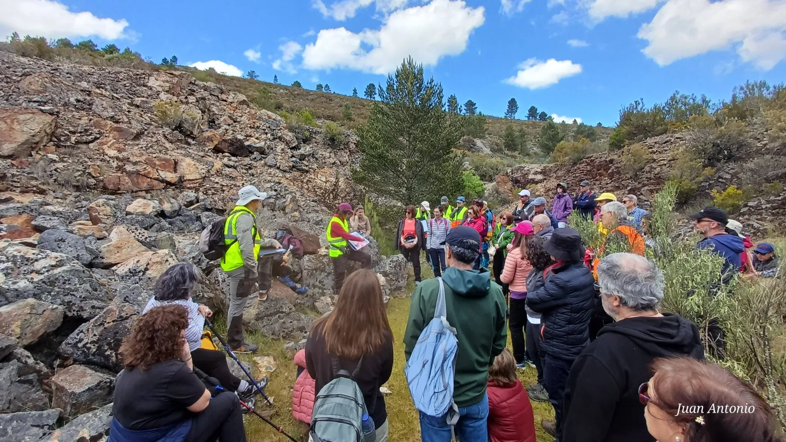 Geolodía en Navasfrías: visita a la mina La Salmantina