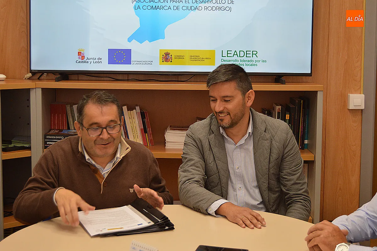 Firmas del acuerdo en ACOCIR 