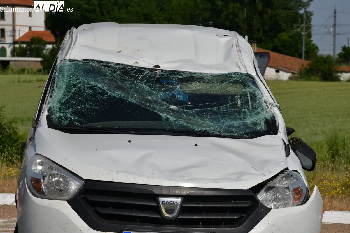 Tres heridos en accidentes en La Fuente de San Esteban y Guijuelo