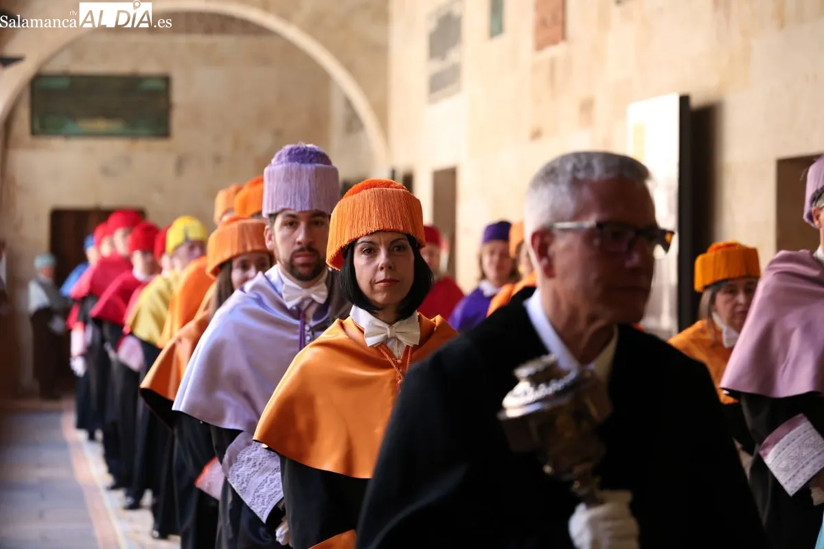 Antonio Huertas, investido doctor 'honoris causa' por la Universidad de Salamanca. Foto de David Sañudo
