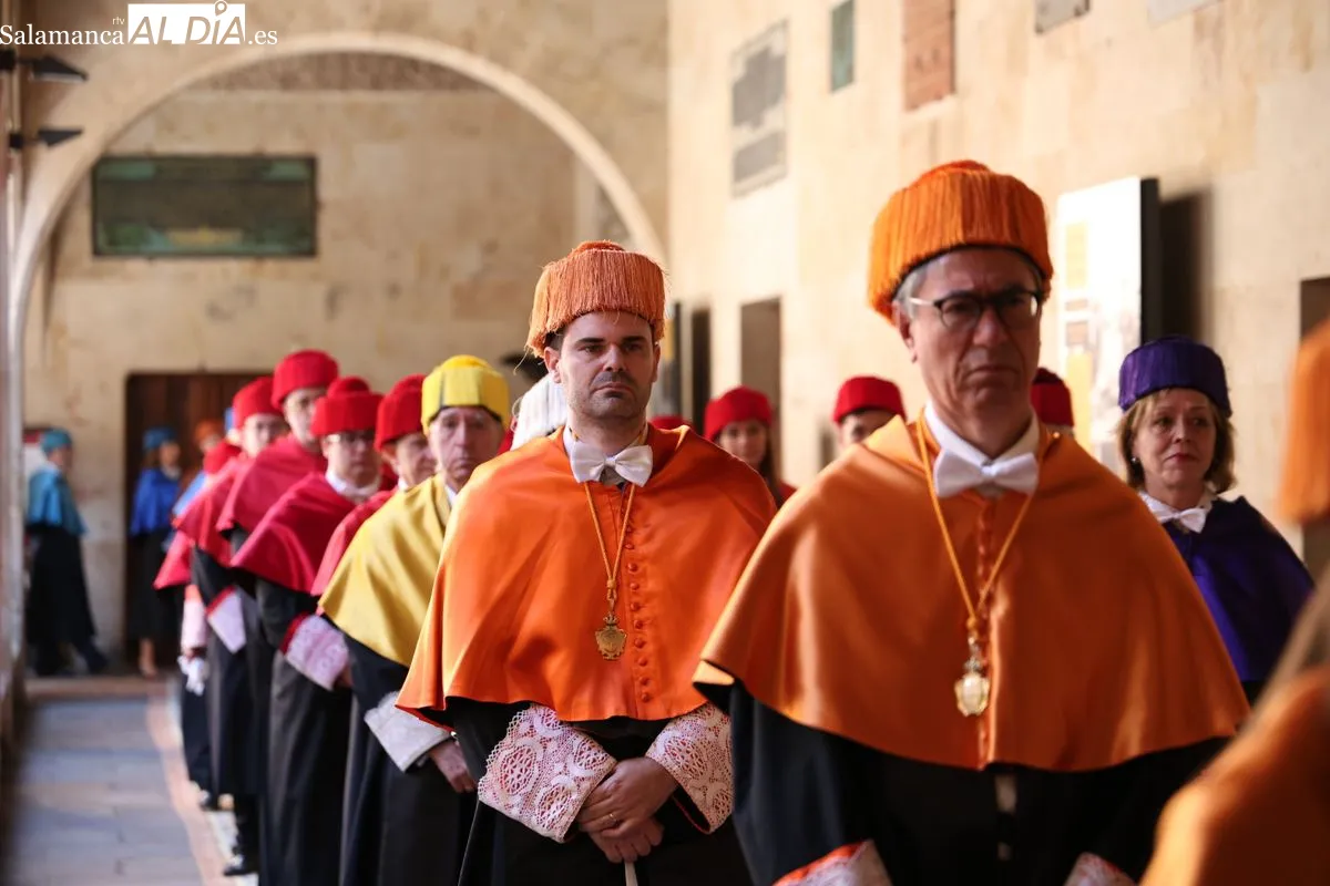 Antonio Huertas, investido doctor 'honoris causa' por la Universidad de Salamanca. Foto de David Sañudo
