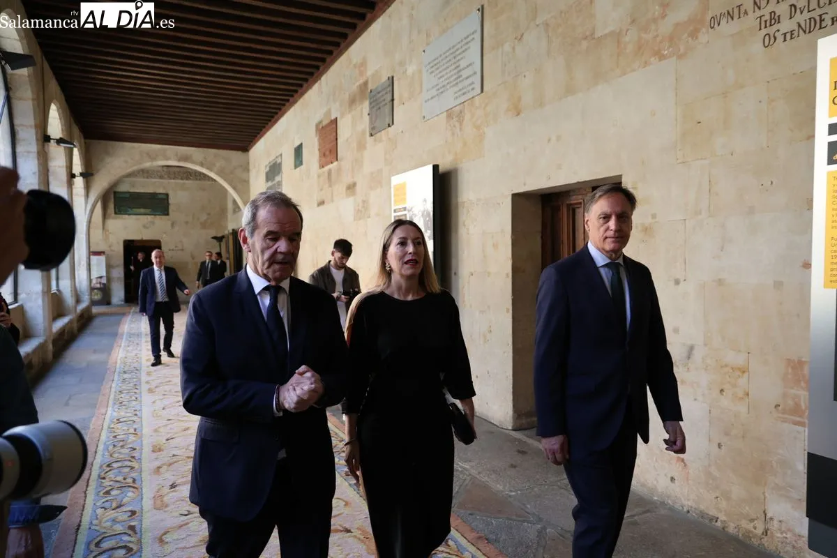 Antonio Huertas, investido doctor 'honoris causa' por la Universidad de Salamanca. Foto de David Sañudo
