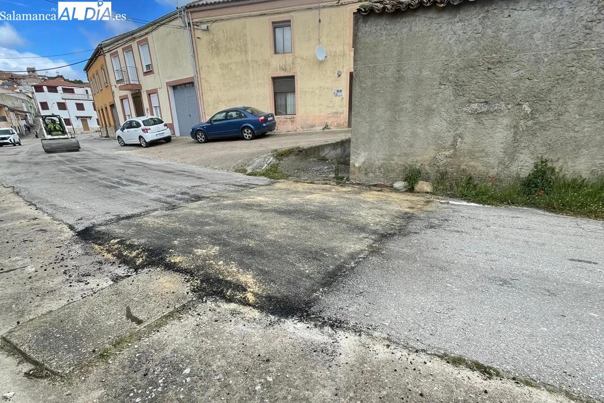 Estado anterior a las obras de asfaltado del camino de La Fregeneda en Hinojosa de Duero 