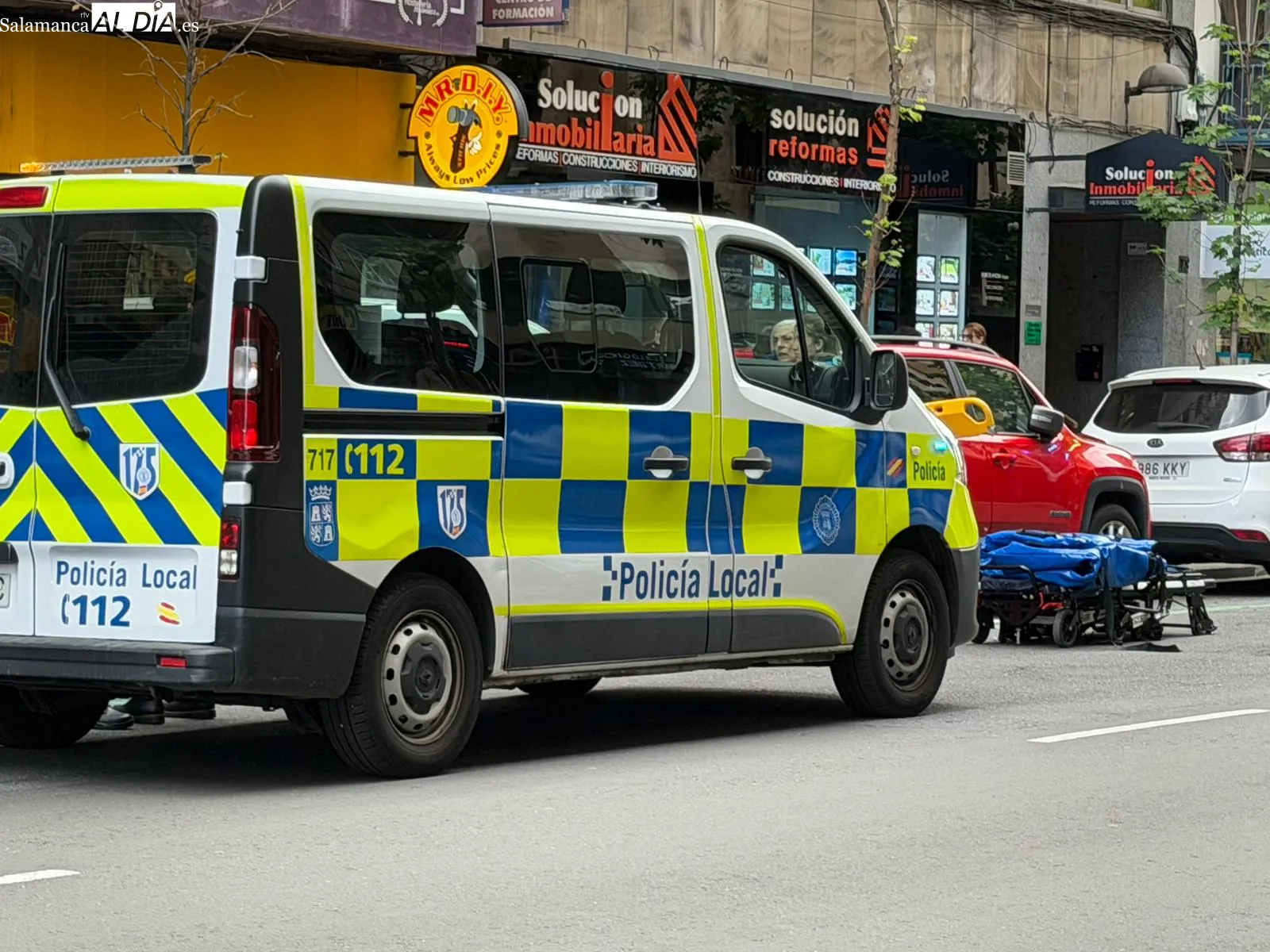 Una mujer de 50 años resulta herida tras ser atropellada en el Paseo de Torres Villarroel | Fotos: Vanesa Martins