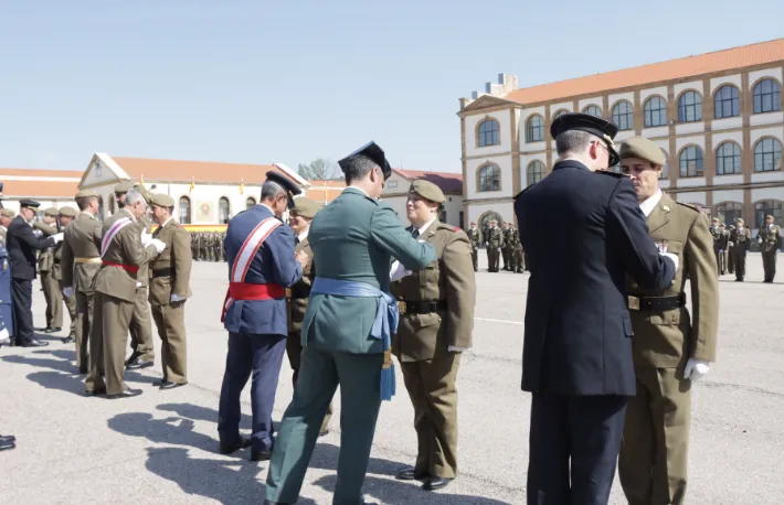 Salamanca celebra la festividad de San Fernando en el acuartelamiento General Arroquia