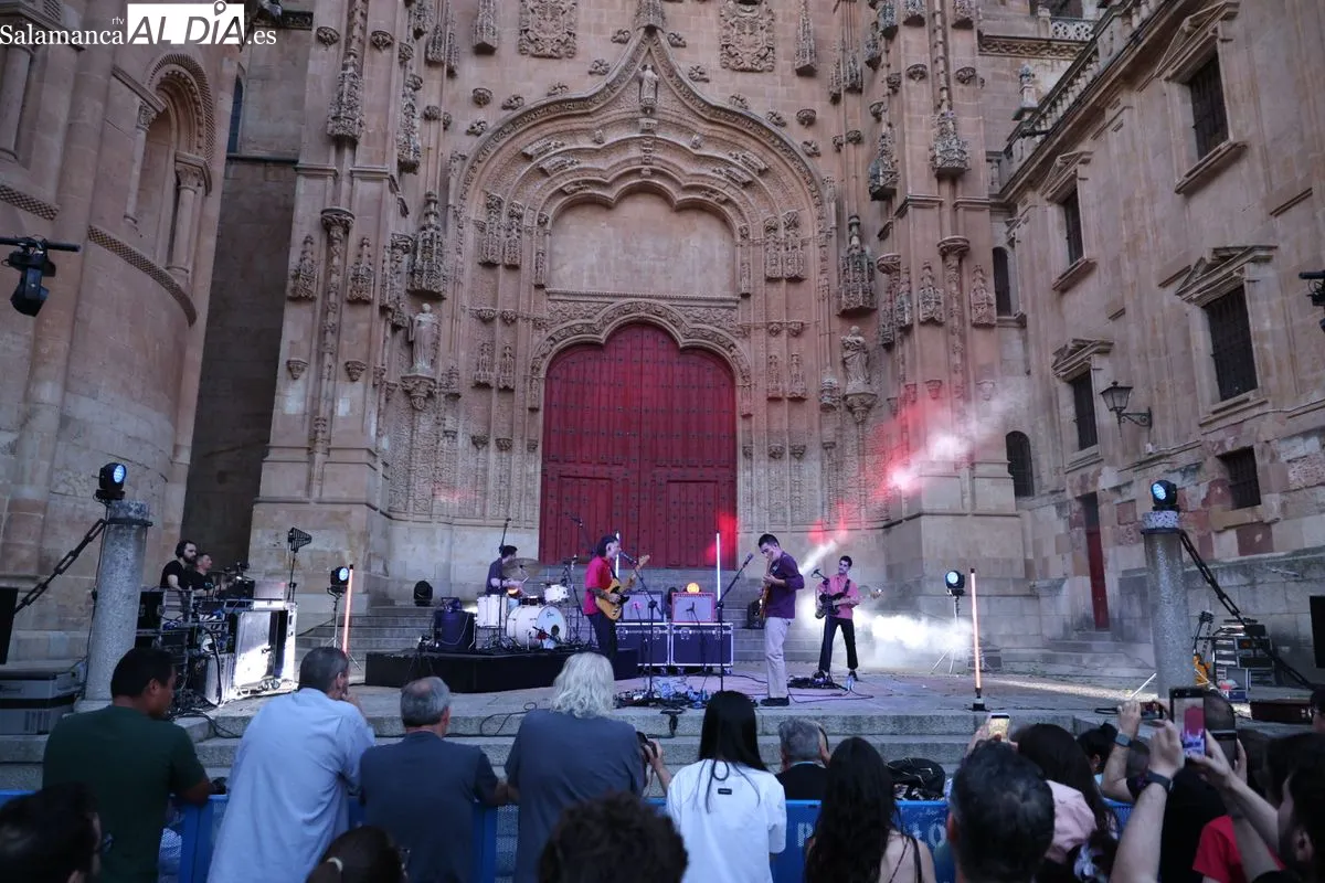 MINIÑO conquista el Patio Chico en el FÀCYL de Salamanca