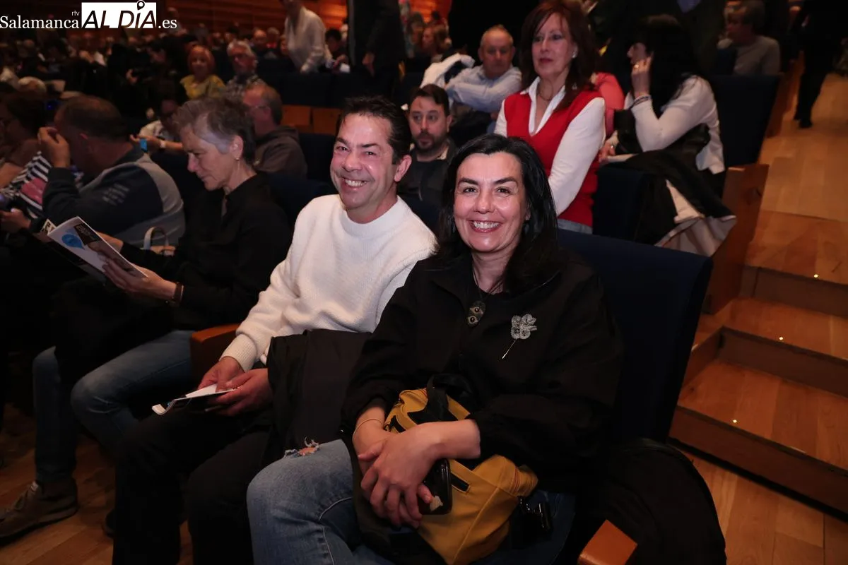 Concierto de Víctor Manuel en el CAEM de Salamanca. Fotos: David Sañud
