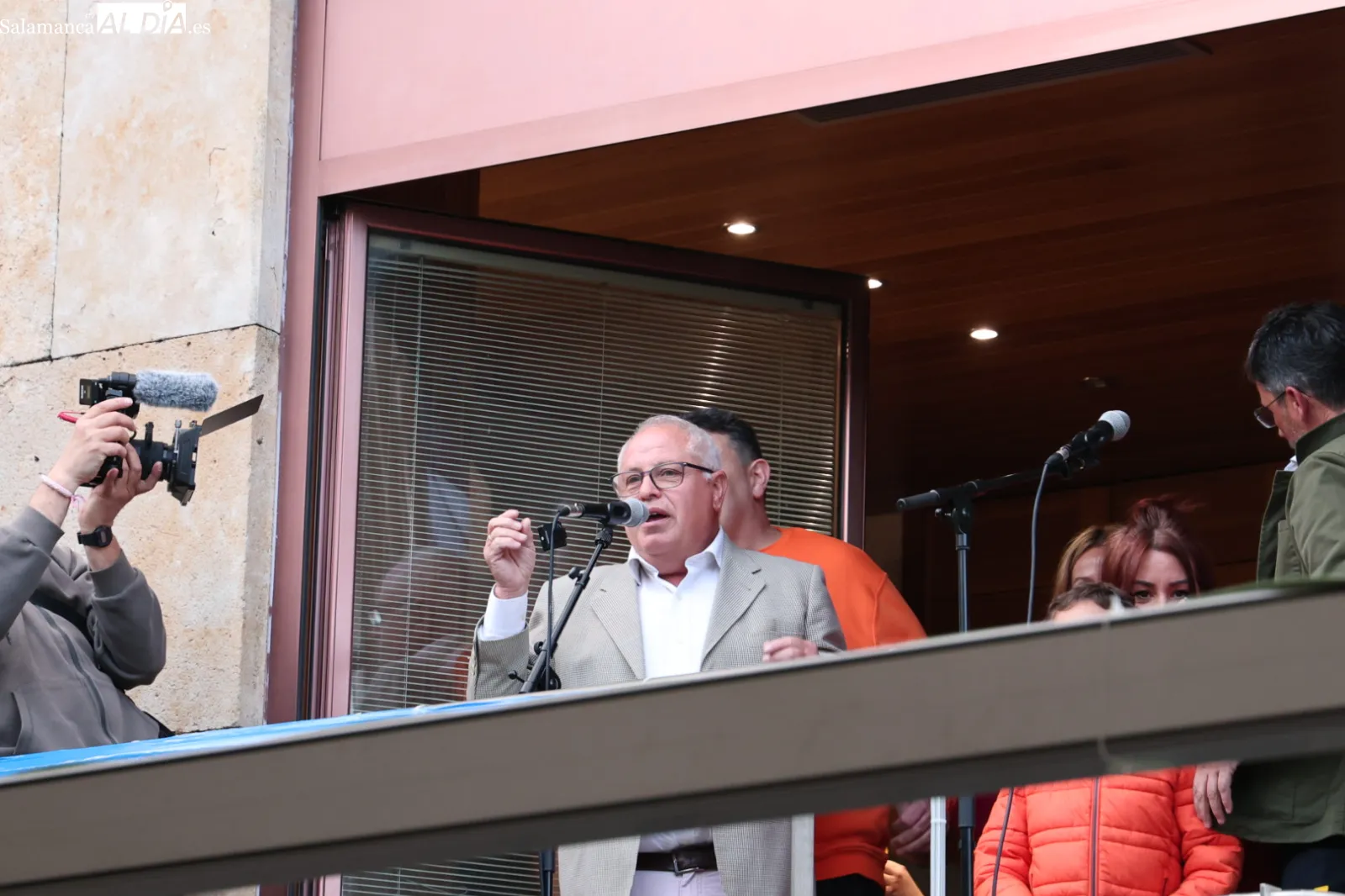 Chupinazo en Villamayor | FOTOS: David Sañudo