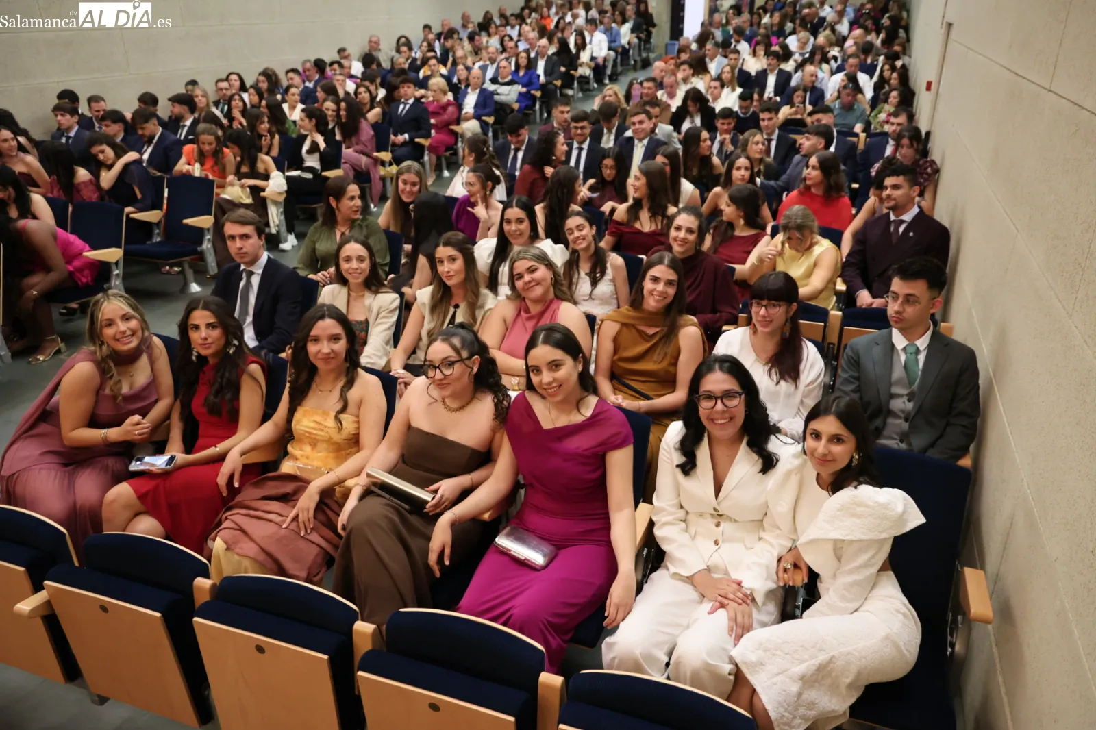 Graduación de los nuevos maestros de la UPSA en Salamanca