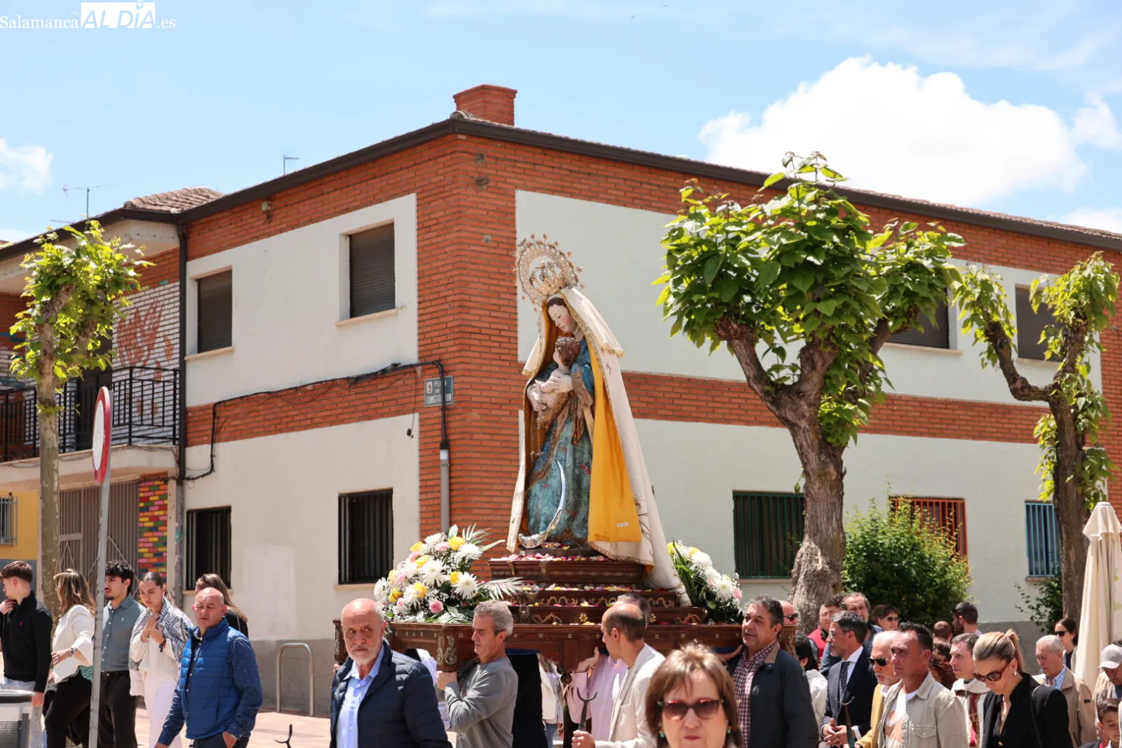 Procesión de la Virgen de los Remedios en Villamayor | FOTOS: David Sañudo