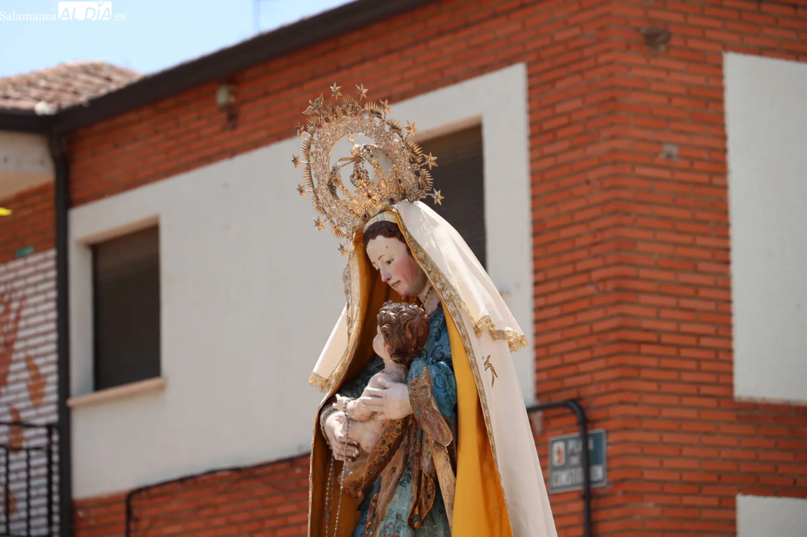 Procesión de la Virgen de los Remedios en Villamayor | FOTOS: David Sañudo
