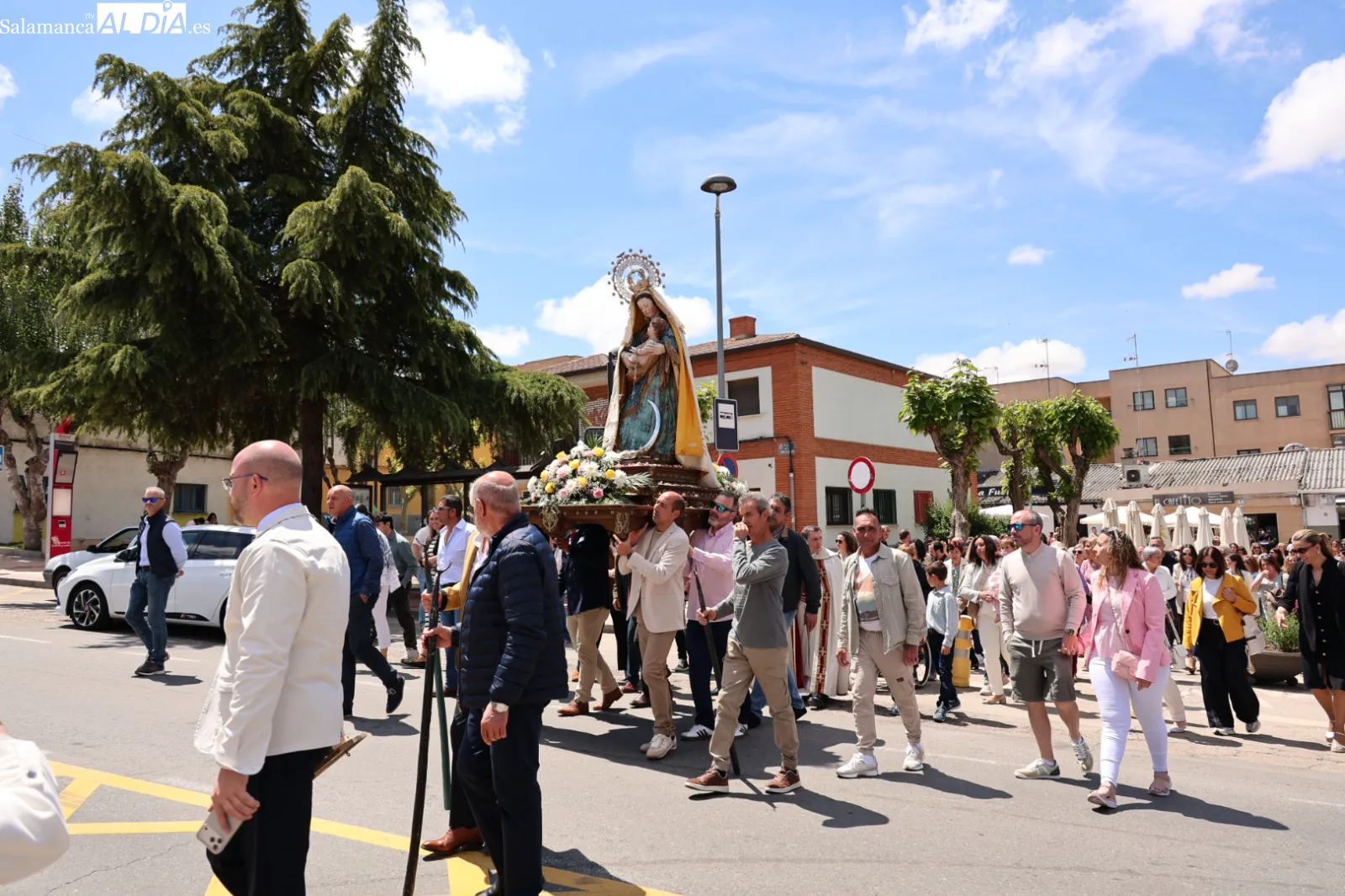 Procesión de la Virgen de los Remedios en Villamayor | FOTOS: David Sañudo