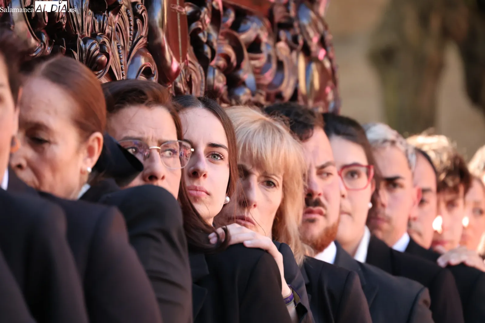 El Cristo de los Milagros realiza su tradicional procesión en Salamanca | FOTOS: David Sañudo