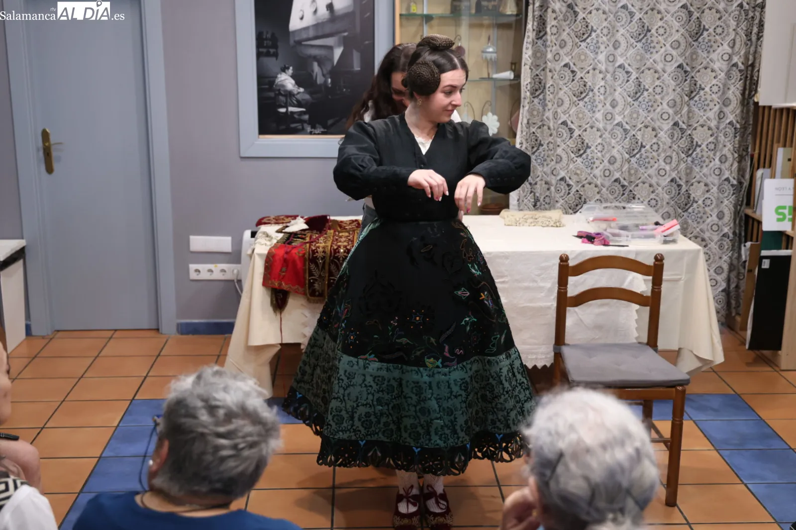 De los pies a la cabeza: los secretos para lucir el traje tradicional de charra | FOTOS: David Sañudo