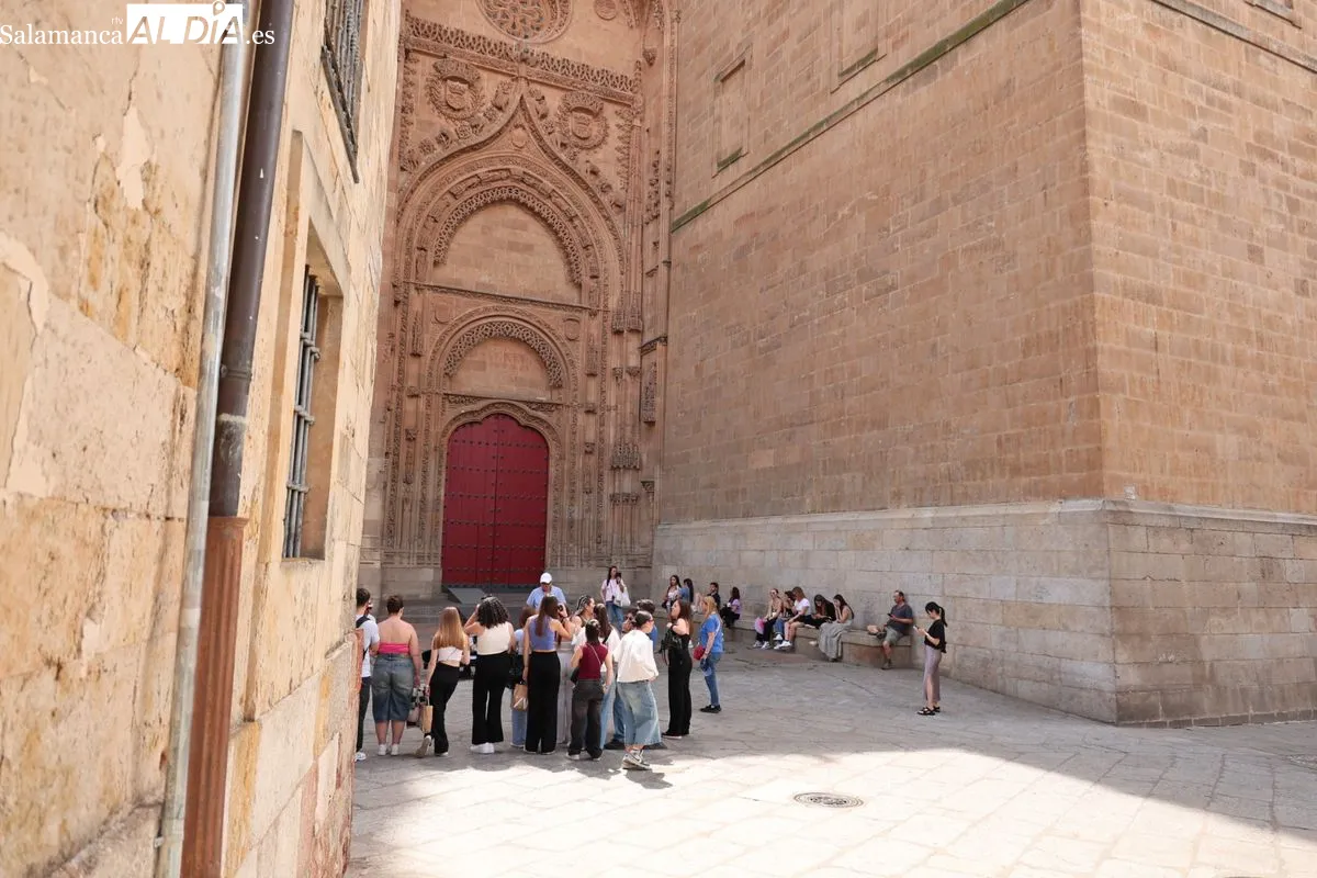 Ambiente en el centro de Salamanca este domingo. Fotos: David Sañudo