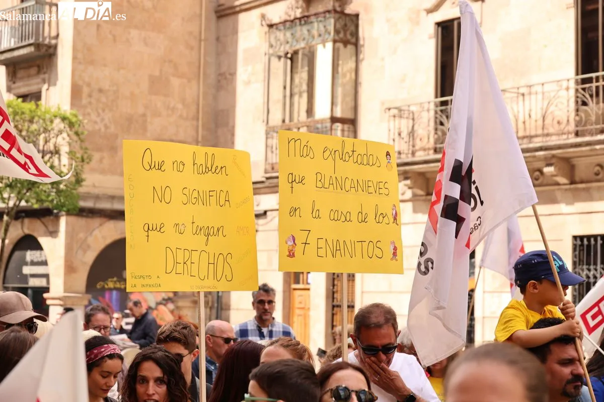 Manifestación por el 1 de Mayo en Salamanca. Fotos: David Sañudo