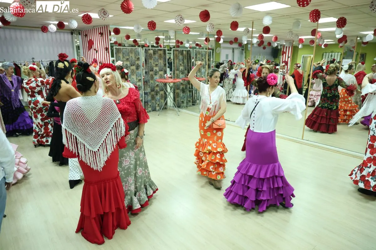 Celebración de la Feria de Abril en la Casa de Andalucía en Salamanca. Fotos: David Sañudo