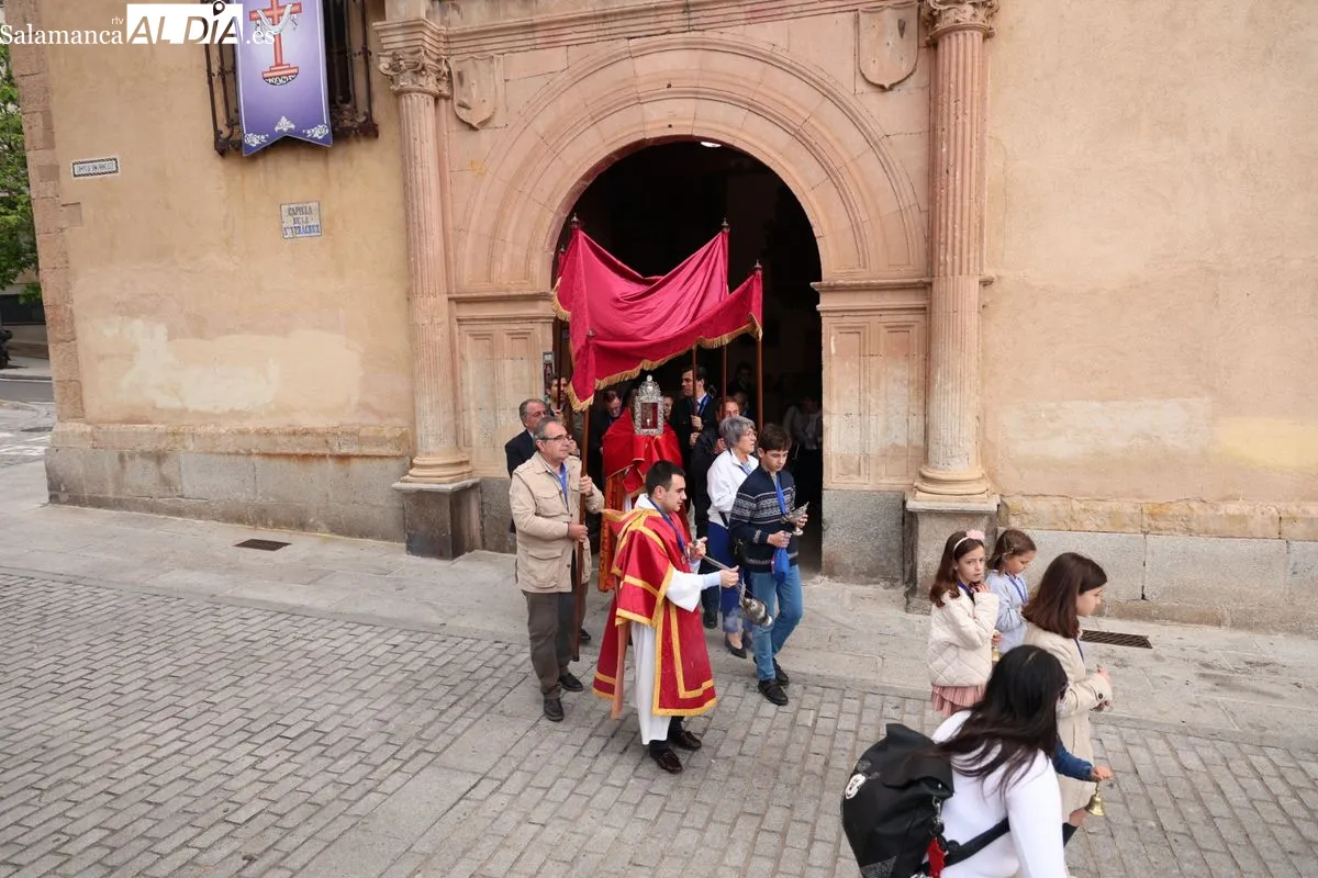 Procesión extraordinaria del Lignum Crucis de la Cofradía de la Vera Cruz. Fotos: David Sañudo