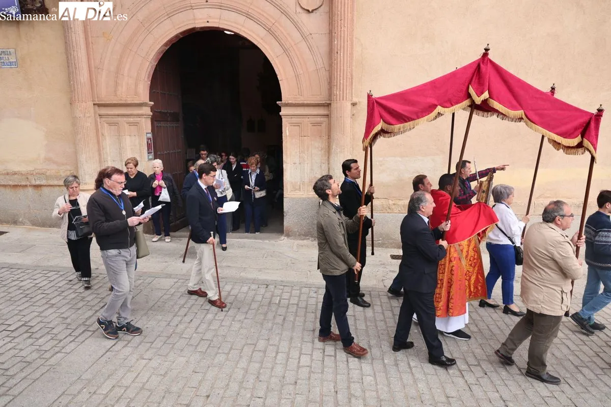 Procesión extraordinaria del Lignum Crucis de la Cofradía de la Vera Cruz. Fotos: David Sañudo