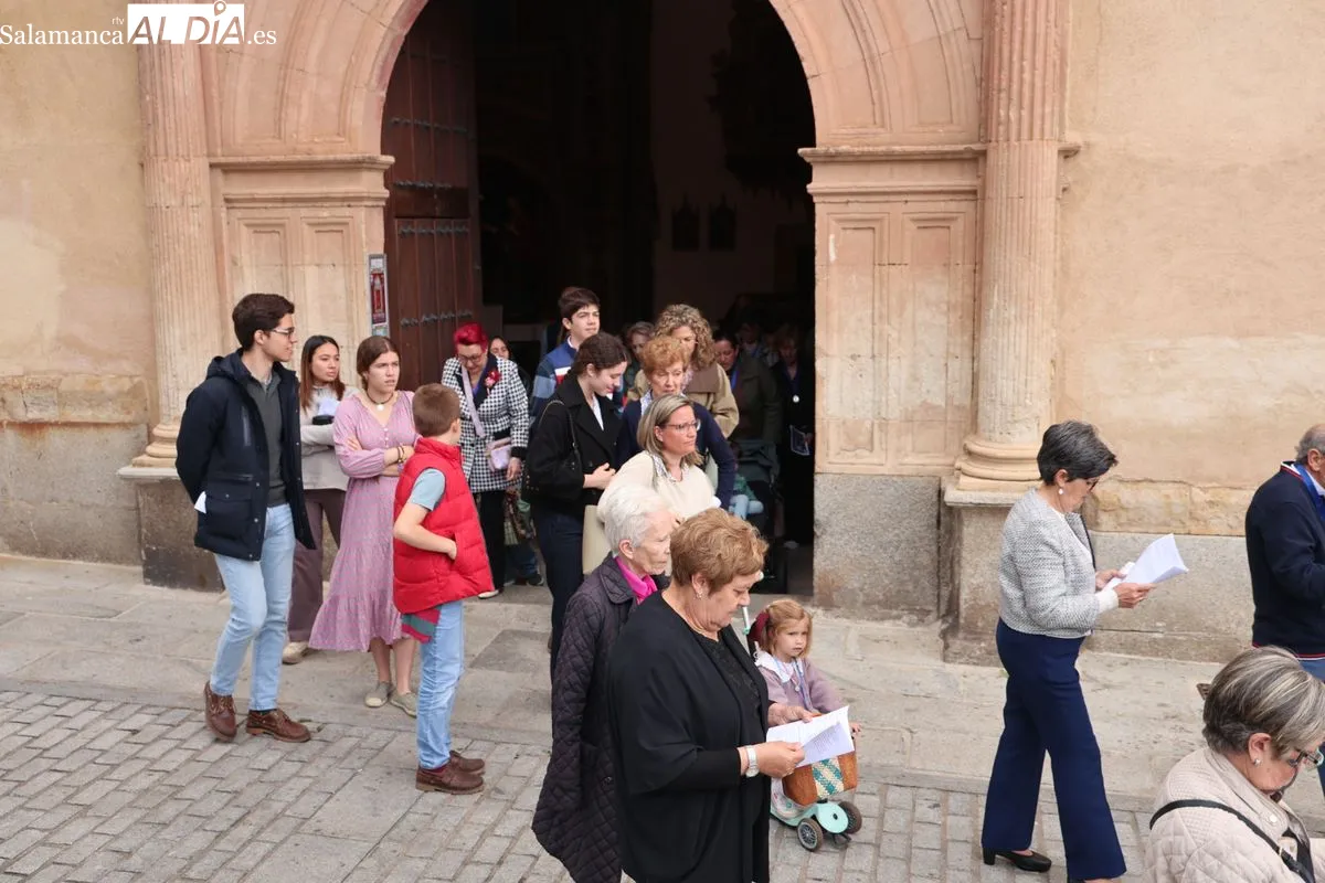 Procesión extraordinaria del Lignum Crucis de la Cofradía de la Vera Cruz. Fotos: David Sañudo