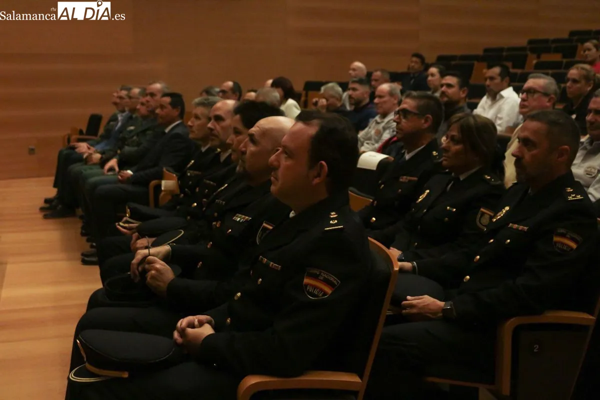 Salamanca celebra el Día de la Seguridad Privada con la entrega de 20 menciones honoríficas. Foto Emily Rivas