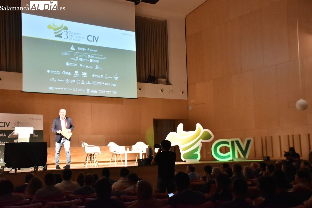 Enfermedades emergentes y burocracia centran el debate en el III Congreso Internacional del Vacuno en Salamanca 