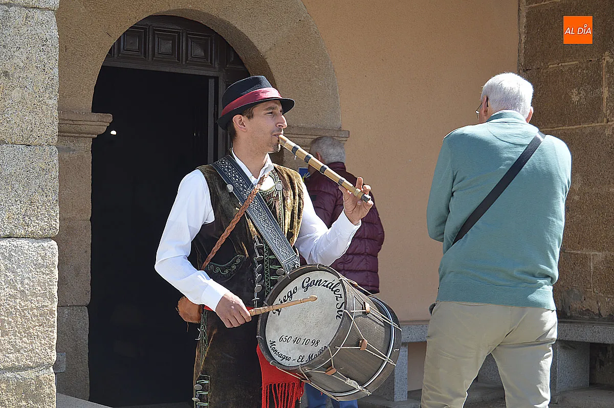 Domingo de las fiestas de Santa Cruz de Saelices el Chico 